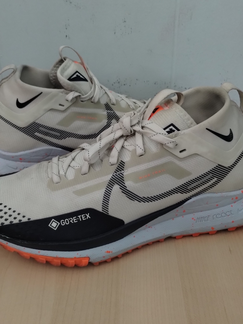 8M/9.5W Nike Pegasus Trail Men's Beige GORE-TEX Hiking Running Shoes